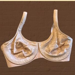 DELTA BURKE NUDE 2612-44 floral Underwire Bra Size 40DD